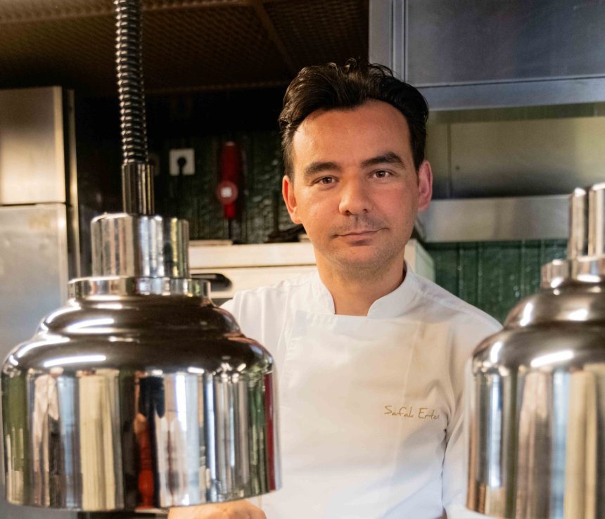 JW Marriott İstanbul Bosphorus’un Yeni Executive Chef’i Gault & Millau 2024 ‘‘Yükselen Şef Ödülü’’ Ne Sahip Şafak Erten